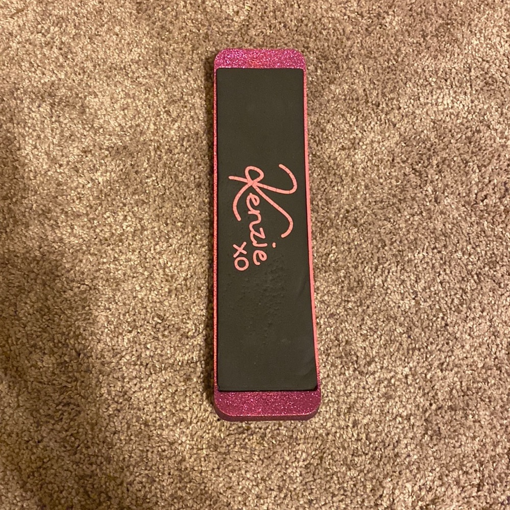 mackenzie ziegler pink turnboard